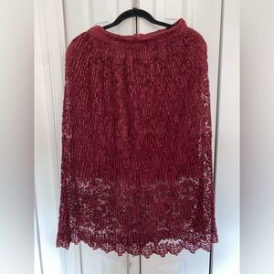 NWT Romeo and Juliet couture Size M Lace Red Long Skirt Size M